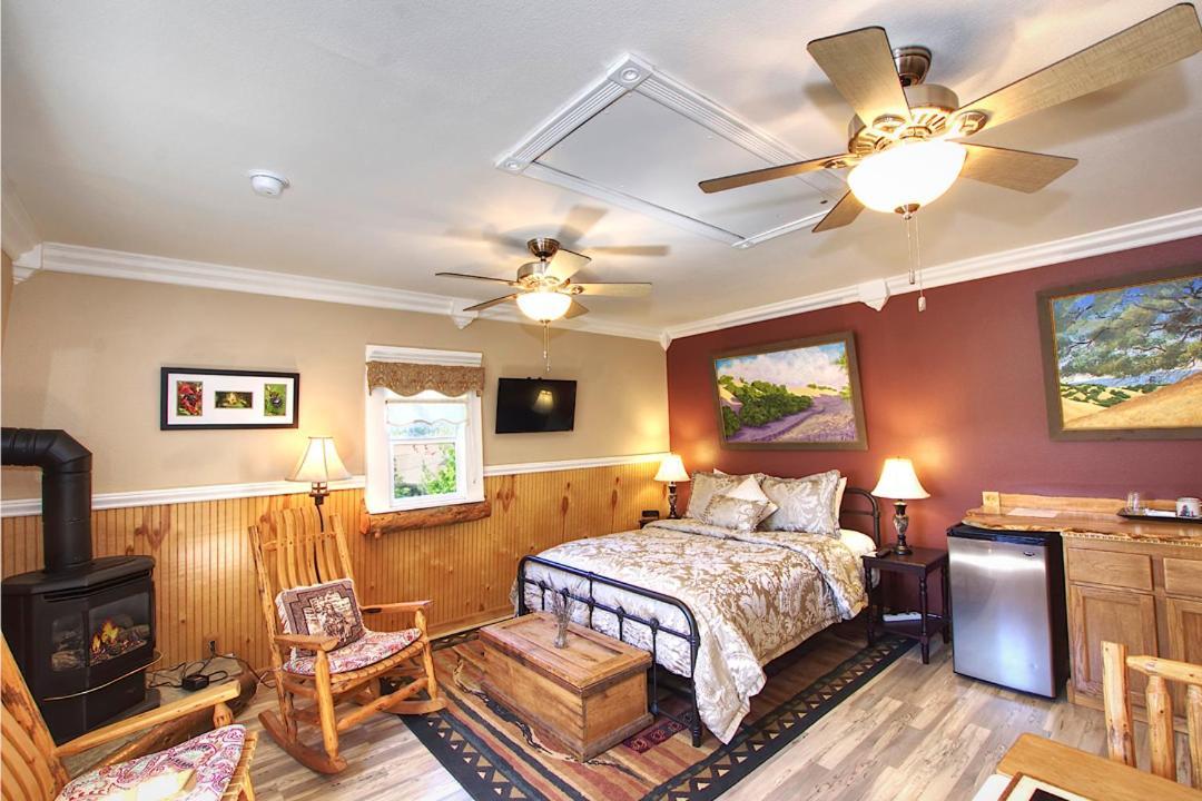 Forfriends Inn Wine Country Bed And Breakfast Santa Ynez Exterior foto
